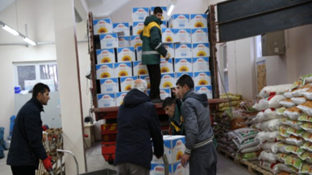 Armina Market'ten Şengal Ve Kobanê'ye Gıda Yardımı