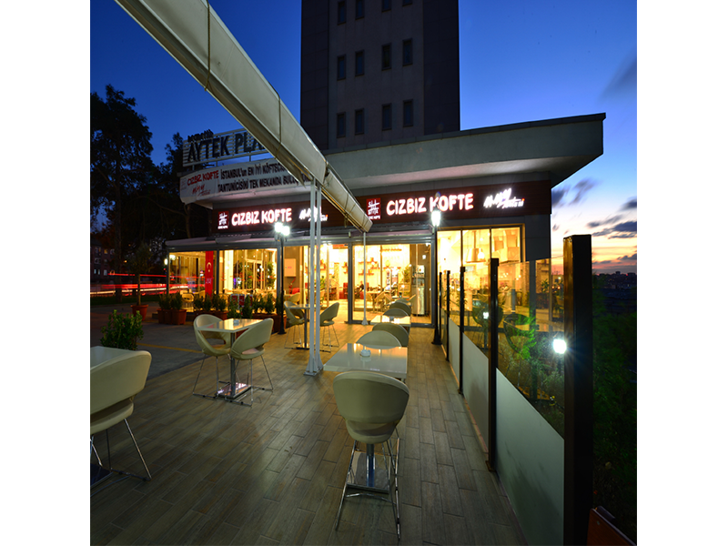 Aytek Plaza'dayız