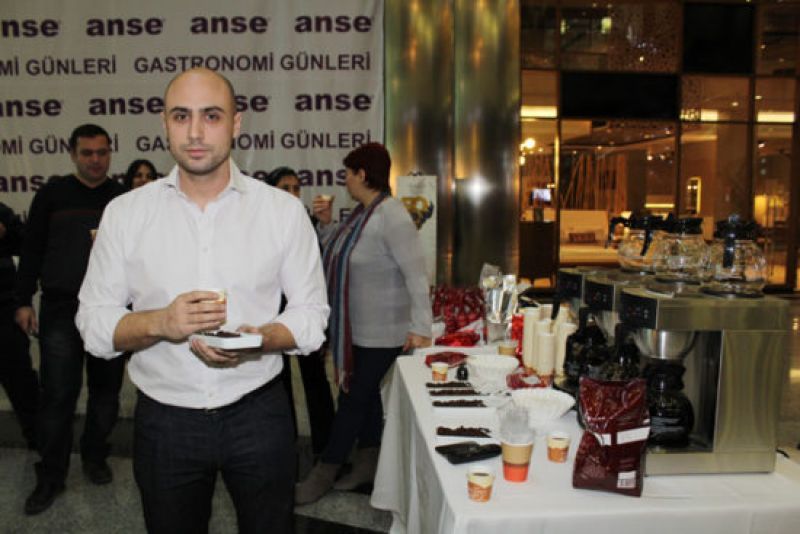 ANSE’DE KAHVE TADIMI