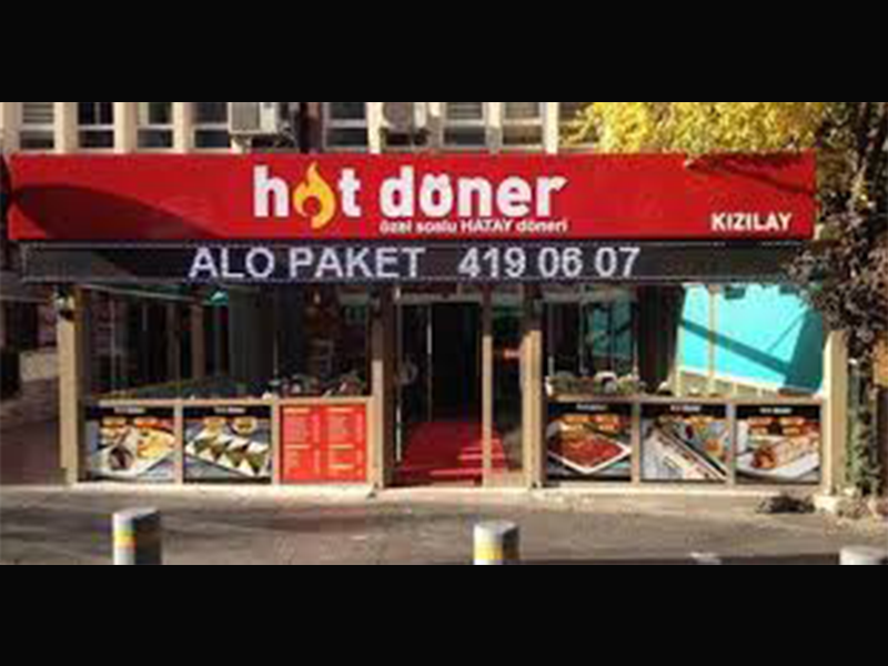 İŞ ADAMI MUSTAFA MACAR'DAN HOT DÖNER KIZILAY ŞUBESİ