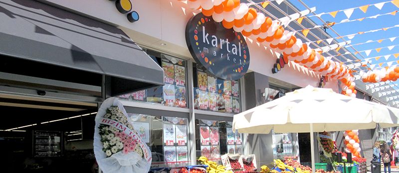 Kartal Market yenilenen mağazasını açtı