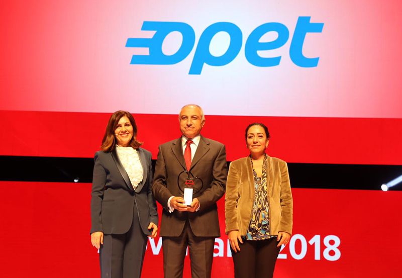 Akaryakıt dağıtım sektöründe müşteri memnuniyetinin lideri OPET, 4’üncü kez akaryakıt istasyonları sektöründe “Lovemark- Aşkla Bağlanılan Markası” seçildi.