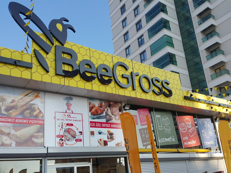 BEEGROSS