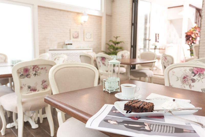 CAFE Bİ KAVANOZ