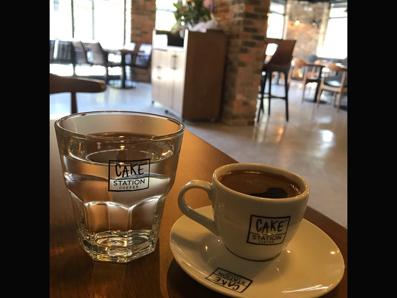 CAKE STATION COFFEE