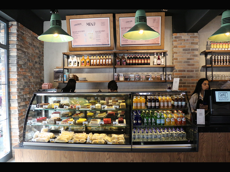 CAKE STATION COFFEE