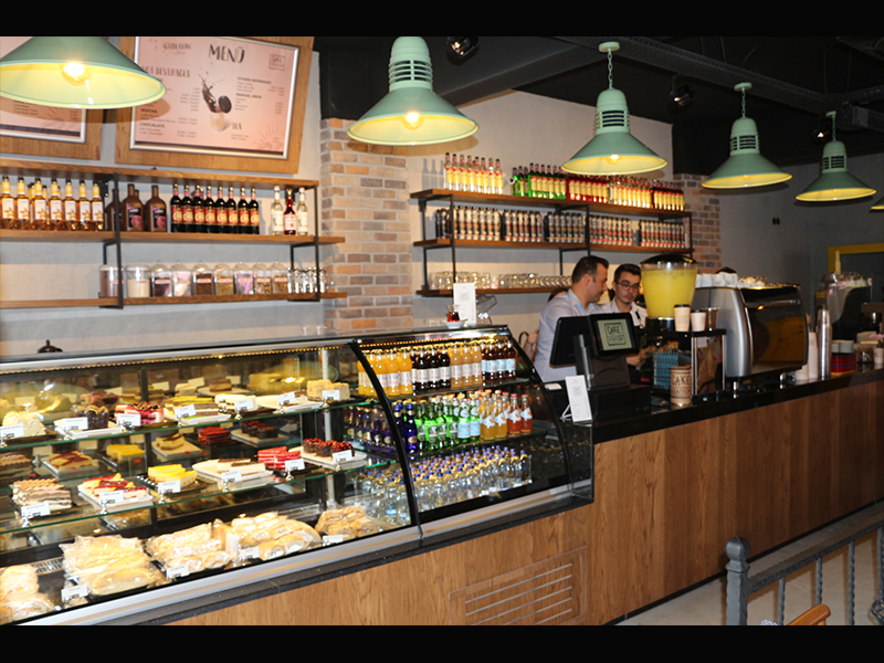 CAKE STATION COFFEE