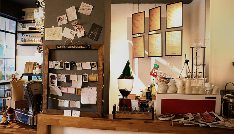 PAPER ROASTING COFFEE & CHOCOLATE